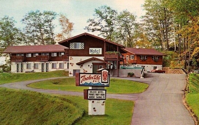 Tiroler Hof (The Residences at Harbor Vista) - Vintage Postcard (newer photo)